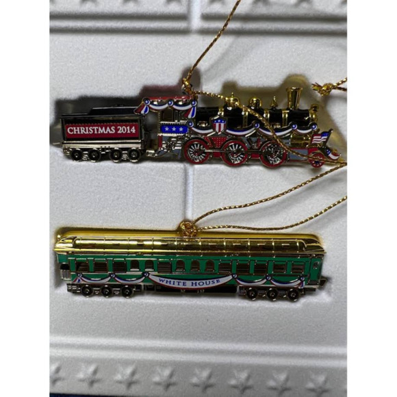 The White House Historical Association Christmas Ornament 2014 Train Set - Picture 1 of 5